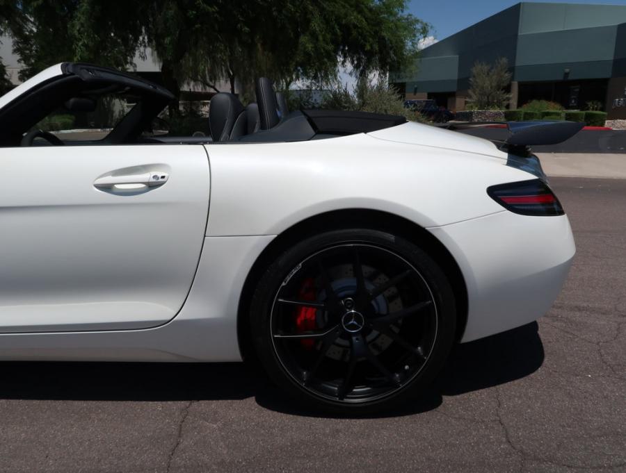 Детали экстерьера Mercedes-Benz SLS AMG GT Roadster Final Edition (R197) 2015 года  (фото 42 из 74)